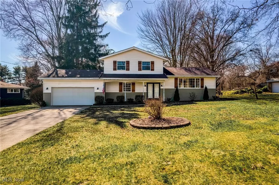 5926 Dailey RD, New Franklin, OH 44319