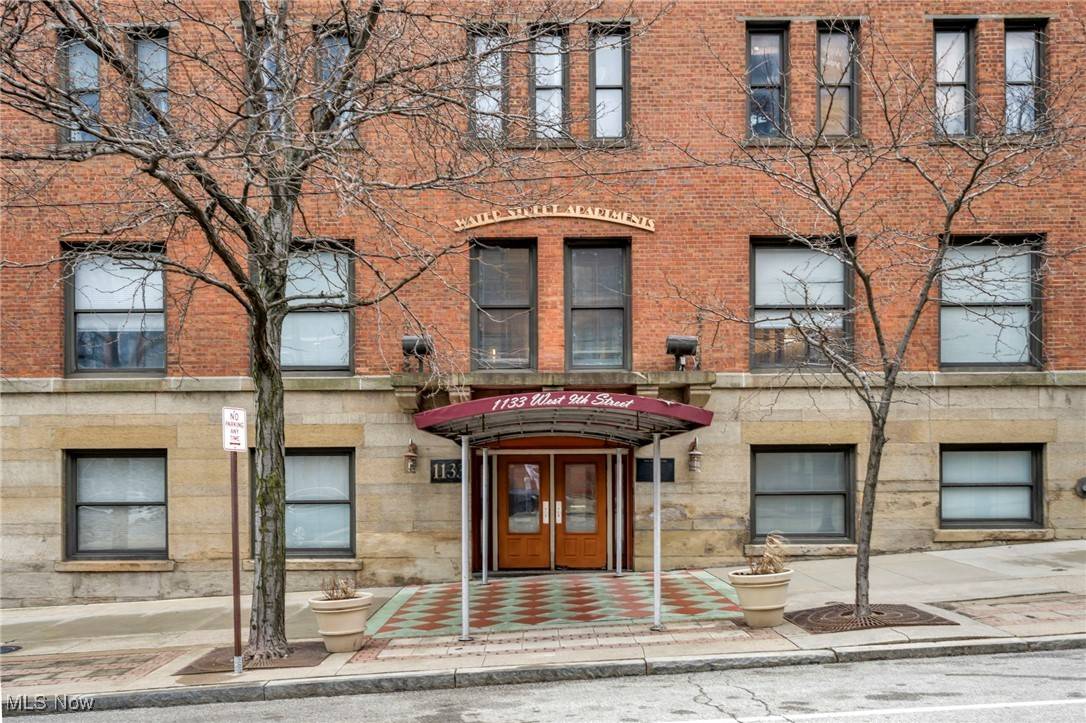 Cleveland, OH 44113,1133 W 9th ST #409