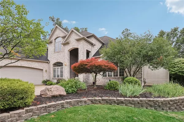 Highland Heights, OH 44143,382 W Glen Eagle DR