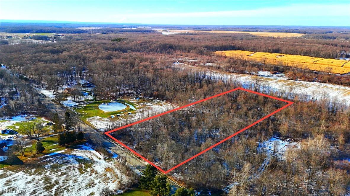 Dodgeville RD, Andover, OH 44003