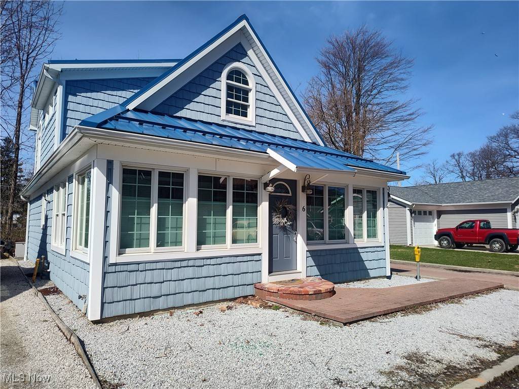 6 Kaleva Park DR, Ashtabula, OH 44004
