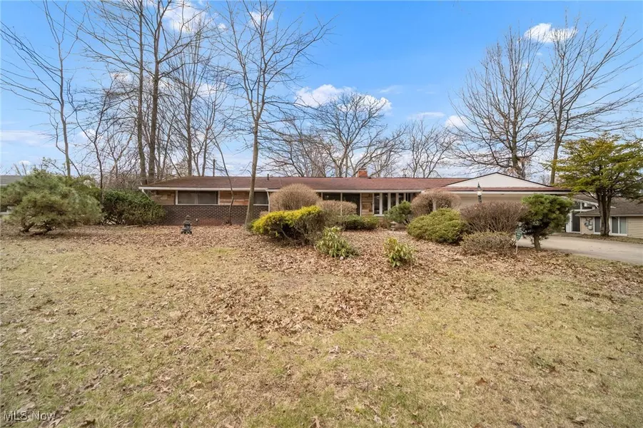 2270 Newbury DR, East Cleveland, OH 44112