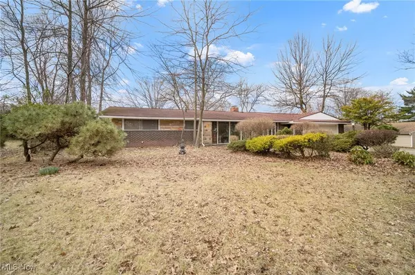 East Cleveland, OH 44112,2270 Newbury DR