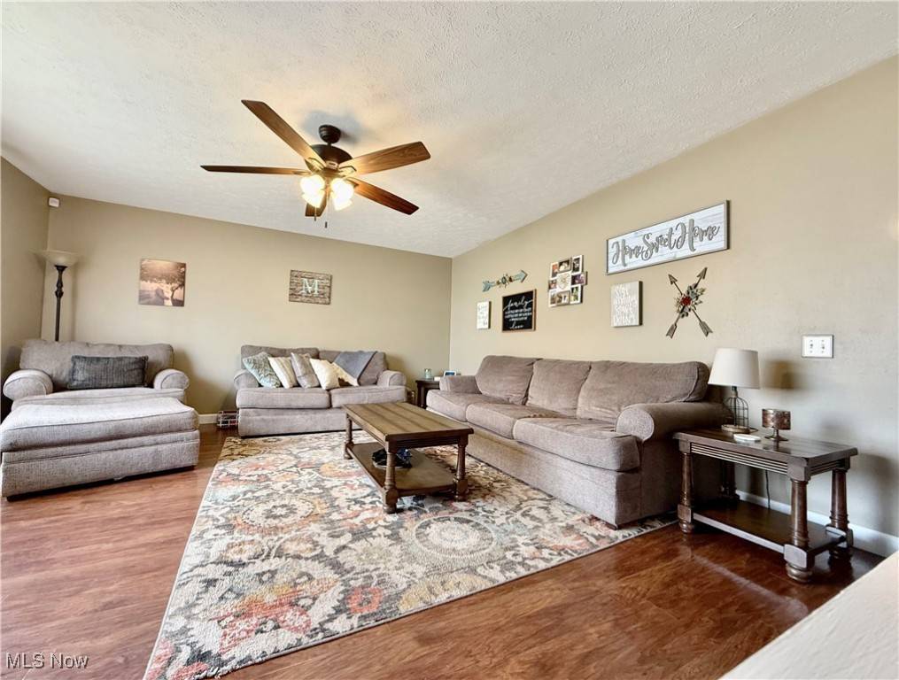 Vienna, WV 26105,3703 River RD