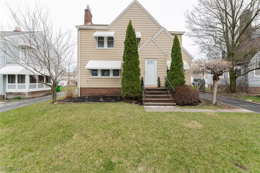 1391 Avondale RD, South Euclid, OH 44121