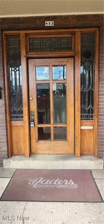 Zanesville, OH 43701,833 Market