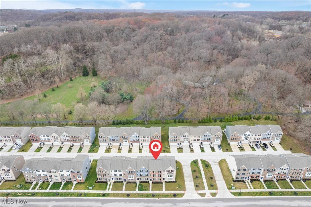 Akron, OH 44313,1132 Bean LN