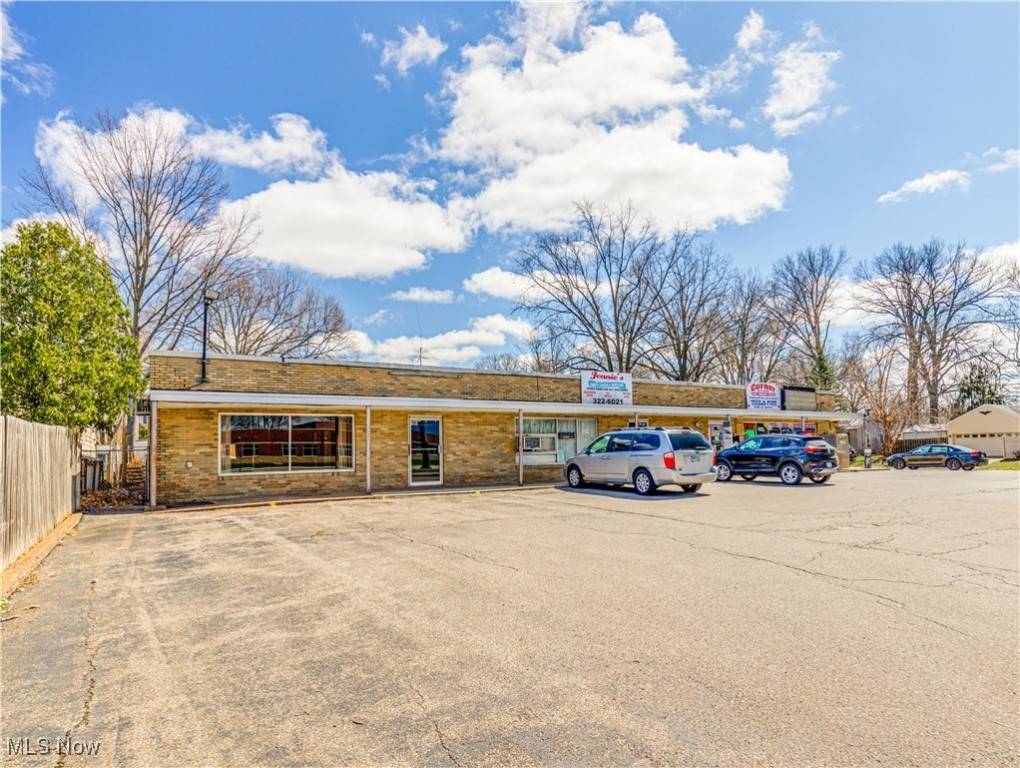 612 Prospect ST, Elyria, OH 44035