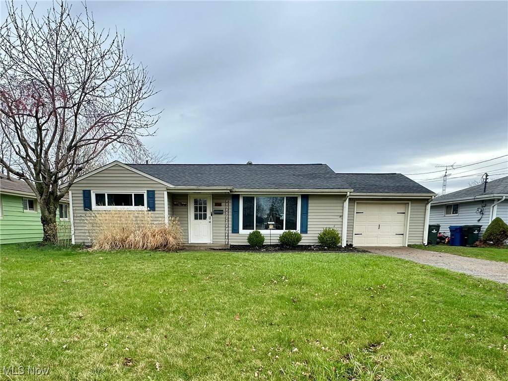 845 Lake Breeze RD, Sheffield Lake, OH 44054