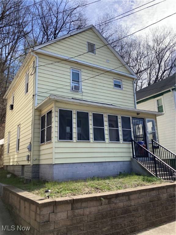 Akron, OH 44304,63 Rosalind CT