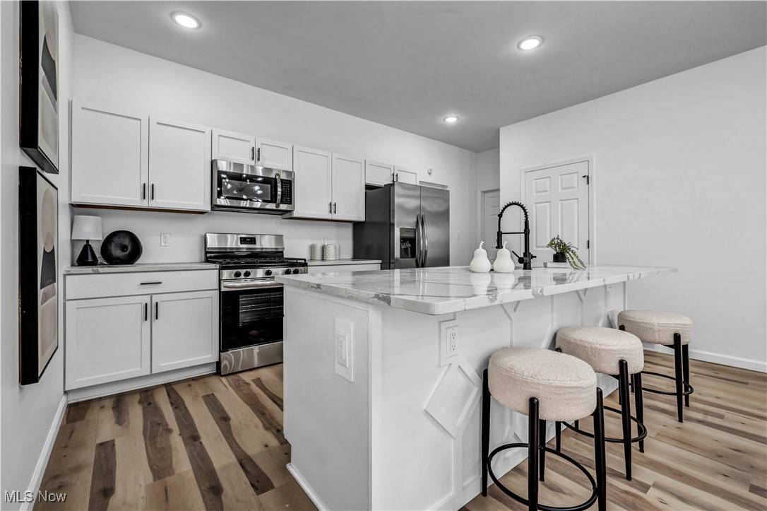 Shaker Heights, OH 44120,3738 Sudbury RD