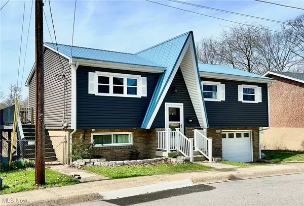 Weirton, WV 26062,112 Cloma CIR