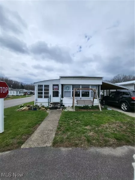 58 Wilpark DR, Akron, OH 44312