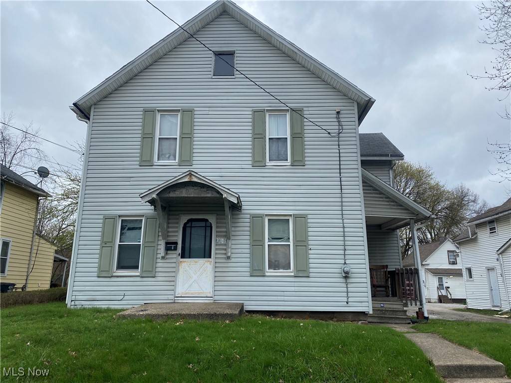 686 Sumner ST #1, 2 & 1/2, Akron, OH 44311