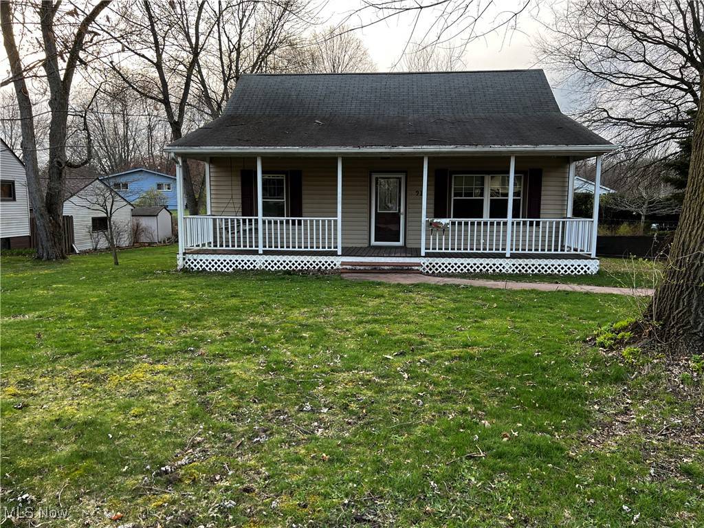 912 Middlebury RD, Kent, OH 44240