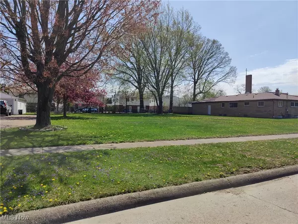 Lorain, OH 44052,New Mexico AVE