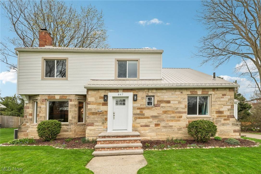 847 Westgrove RD, Akron, OH 44303