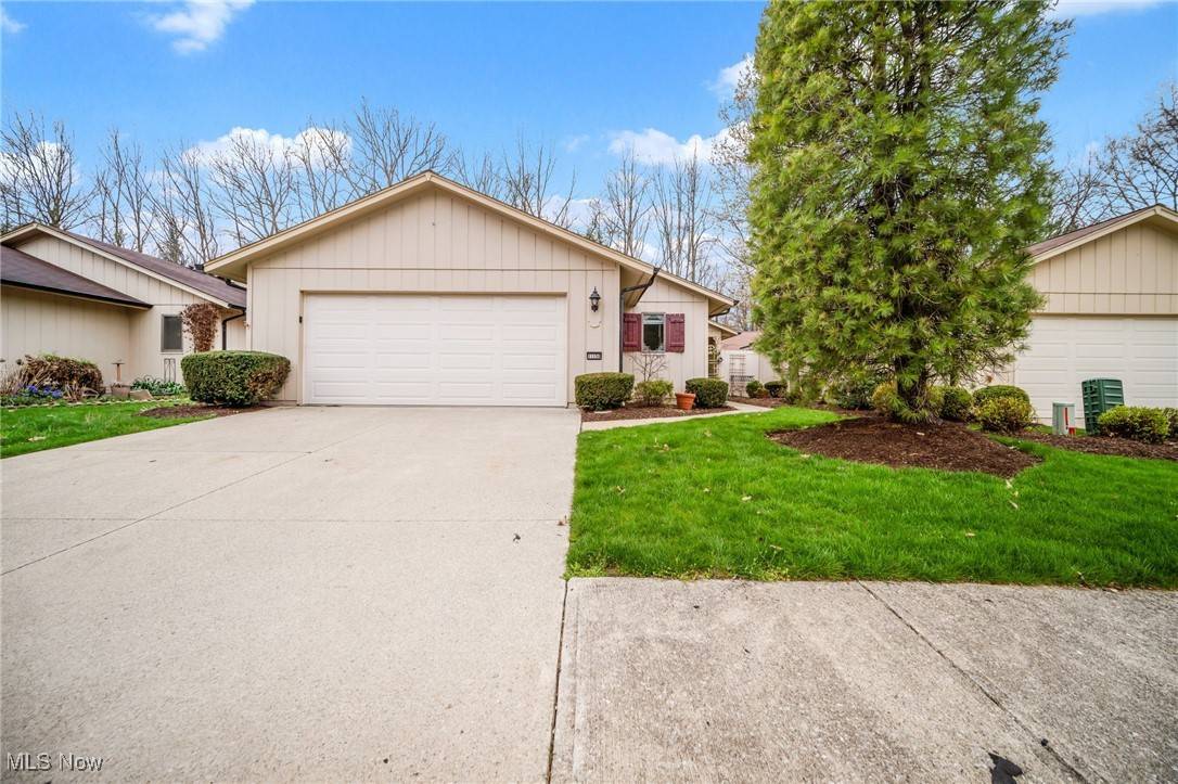 11150 Blodgett Creek TRL, Strongsville, OH 44149