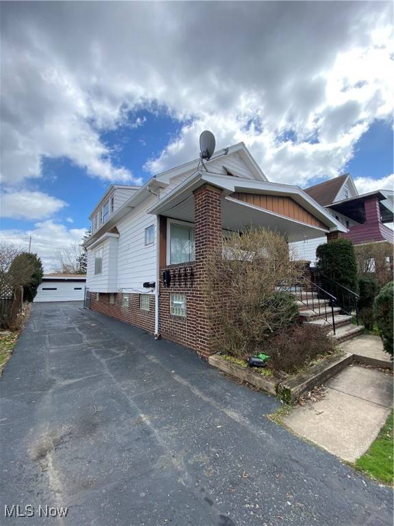 Garfield Heights, OH 44125,5103 E 114th ST