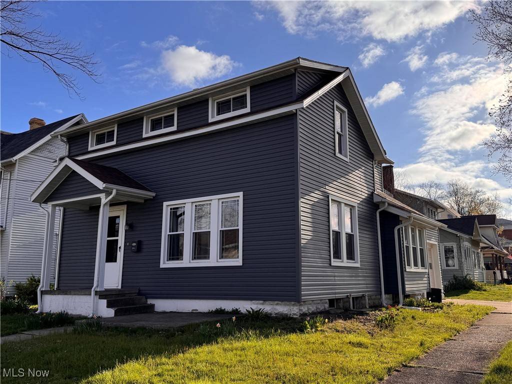 204 N Spring ST, Loudonville, OH 44842
