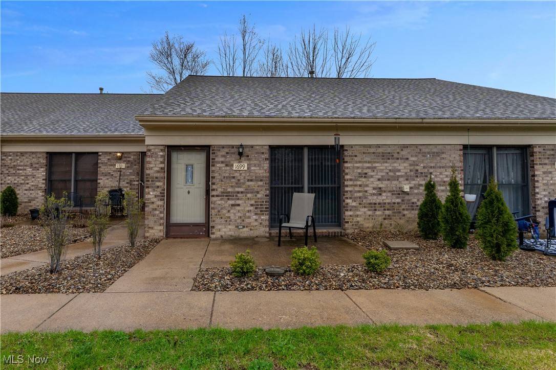 1699 Westhampton DR, Austintown, OH 44515
