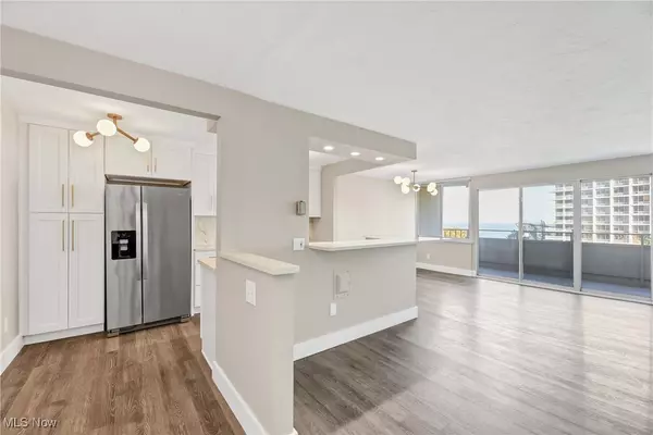 Lakewood, OH 44107,12900 Lake AVE #507