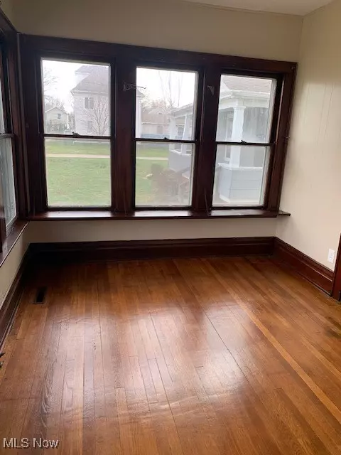 Parkersburg, WV 26101,1714 Park ST