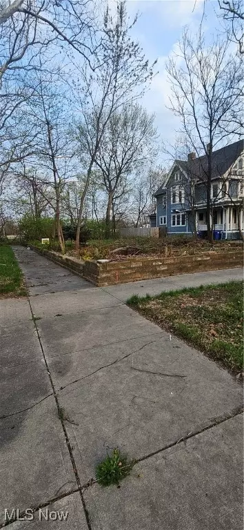 Cleveland, OH 44113,2962 W 14th ST