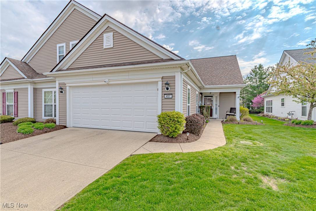 457 Winward LN, Brunswick, OH 44212