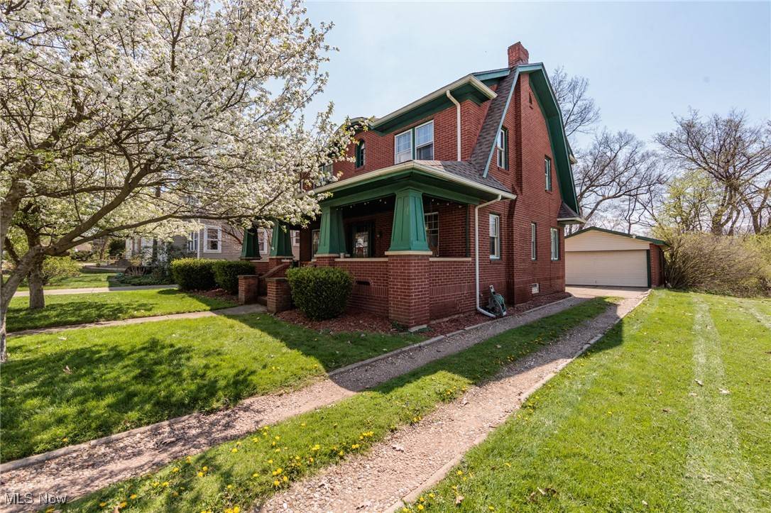 Cuyahoga Falls, OH 44223,2132 Highbridge RD