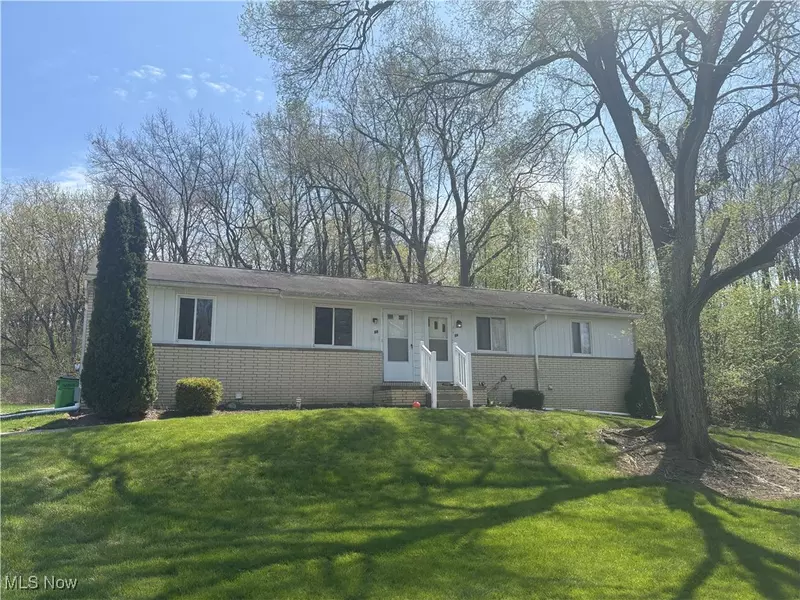 316 - 318 24th ST SE, Massillon, OH 44646
