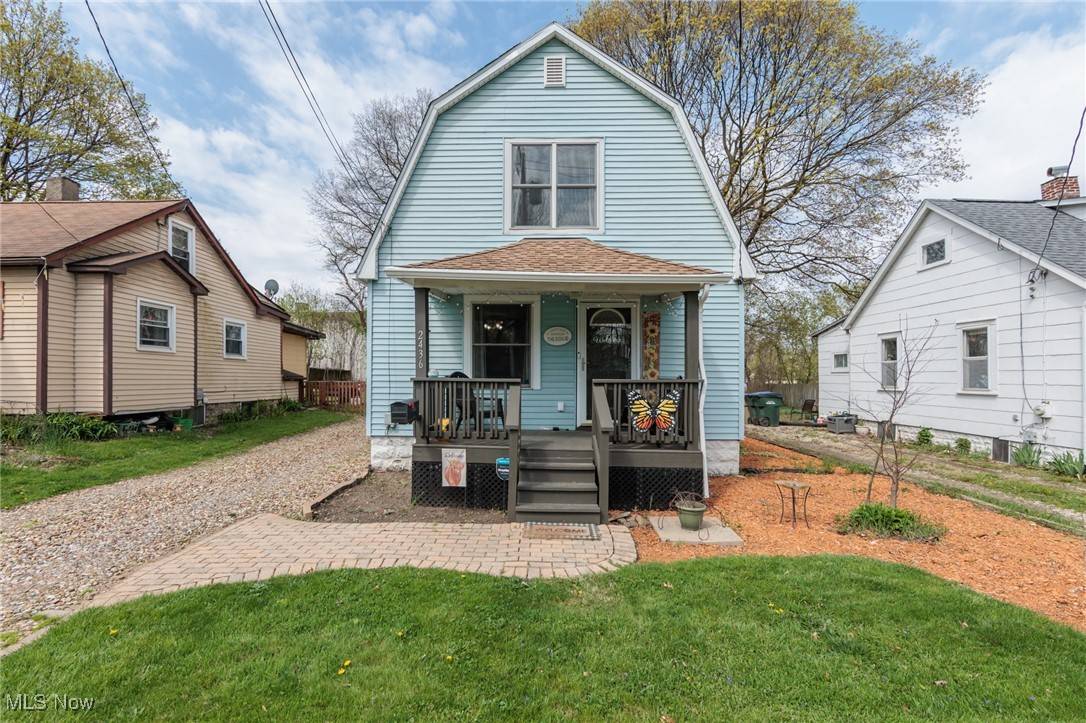 Cuyahoga Falls, OH 44221,2436 Talbot ST