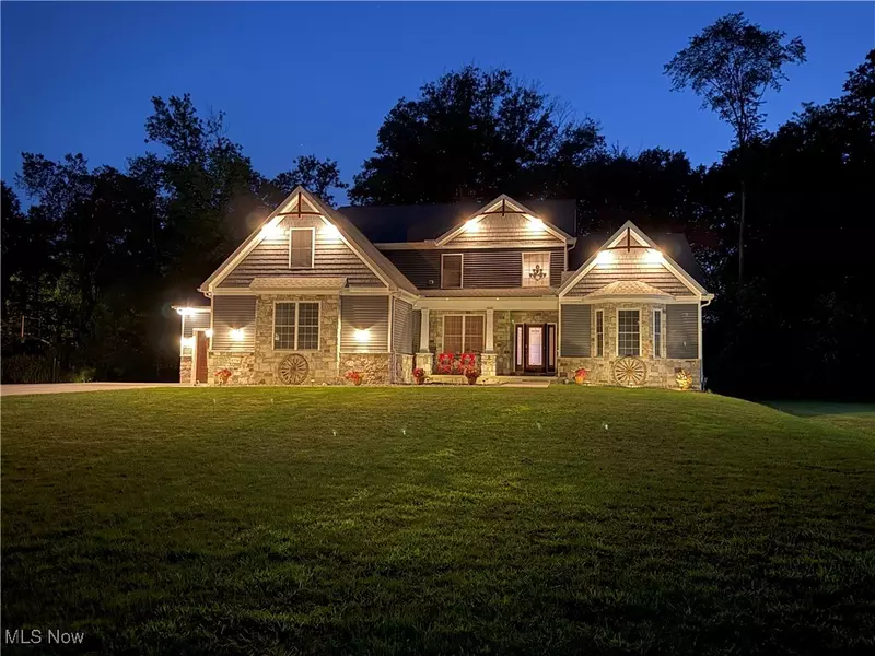 4534 Glen Eagle DR, Brecksville, OH 44141