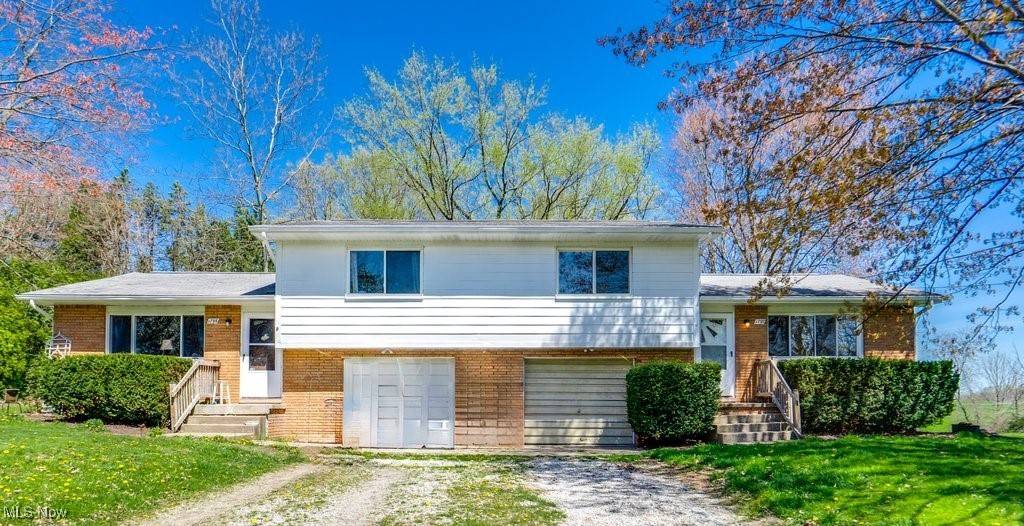 1795 Hudacsek DR, Mogadore, OH 44260
