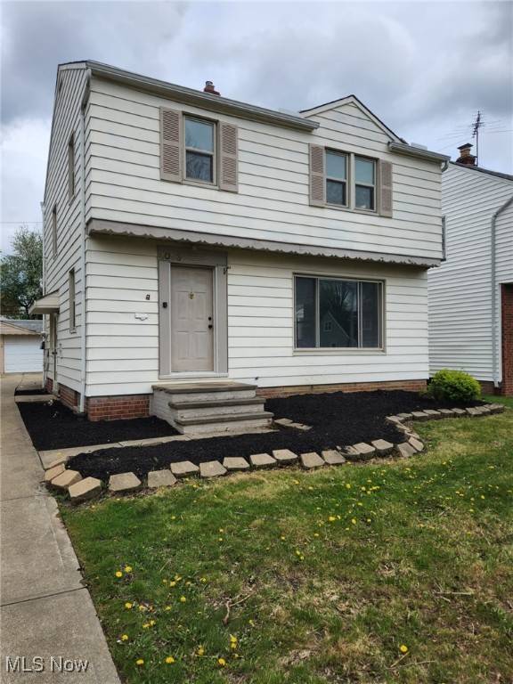 South Euclid, OH 44121,4093 Bexley BLVD
