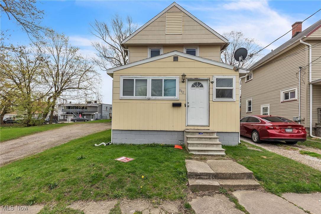 5742 Mccreery AVE, Ashtabula, OH 44004