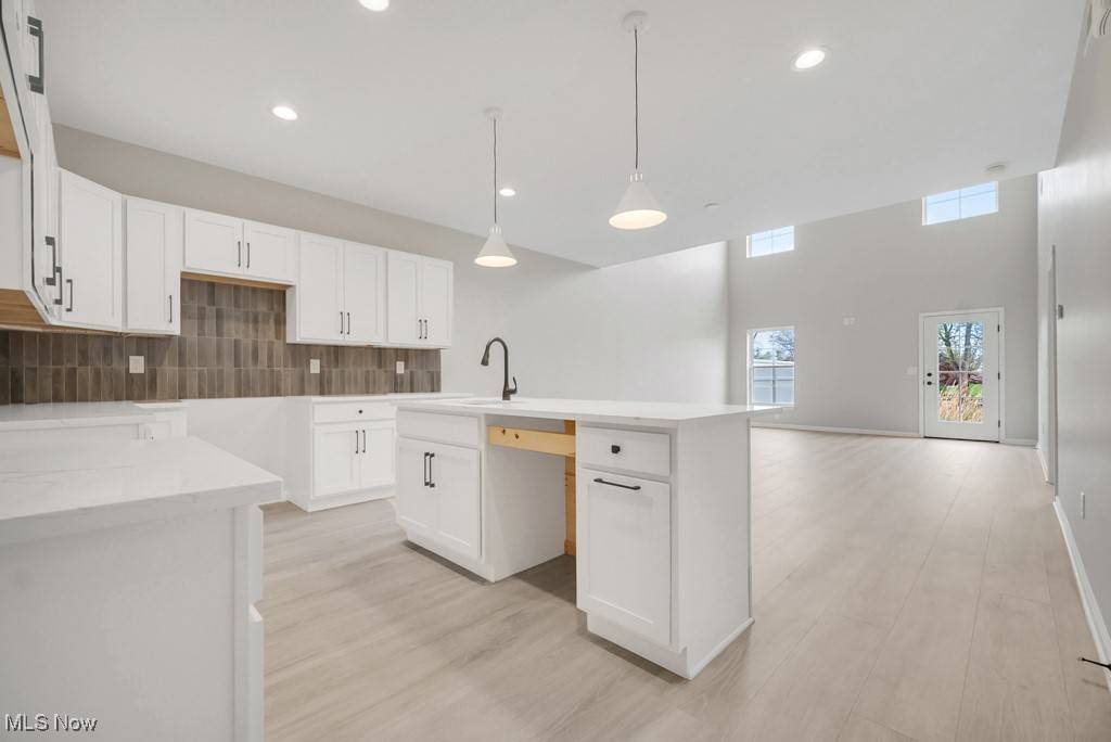 Willoughby, OH 44094,5068 Shepherds Glen