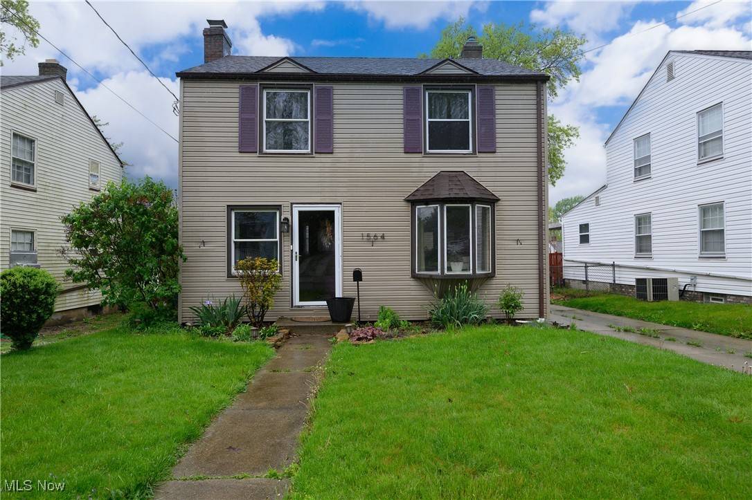 1564 Sunset AVE, Akron, OH 44301