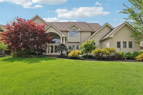339 Aberdeen LN, Aurora, OH 44202
