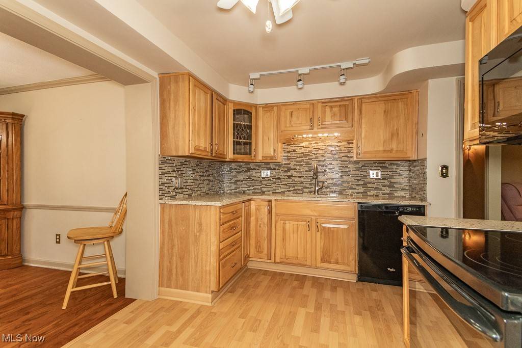 Wickliffe, OH 44092,2239 Pine Ridge DR