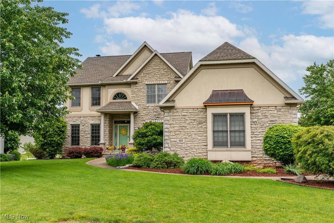 1103 Stone Crossing ST NE, Canton, OH 44721