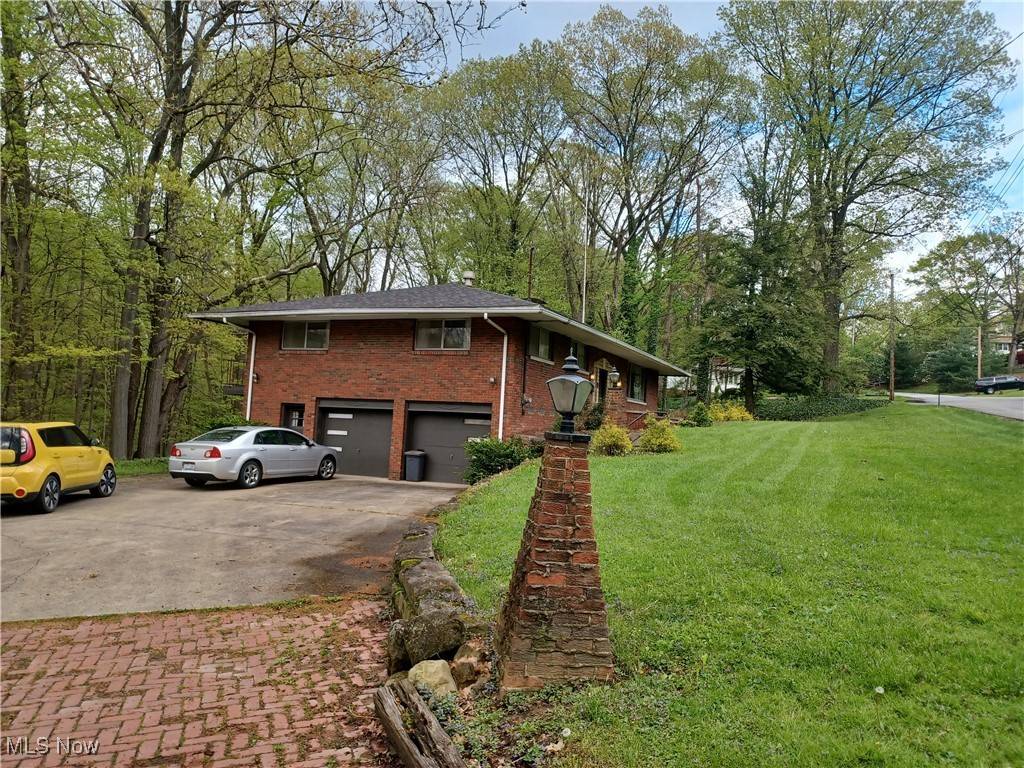 Girard, OH 44420,1050 Park CIR