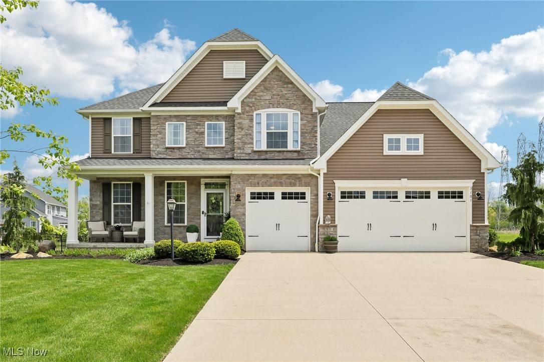 3101 Fairview DR, Avon, OH 44011