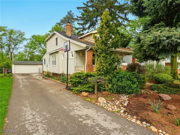 Mayfield Heights, OH 44124,1158 Belrose RD