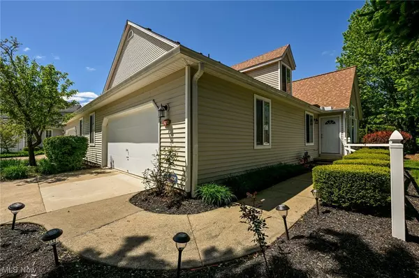 4212 Castle RDG, Copley, OH 44321