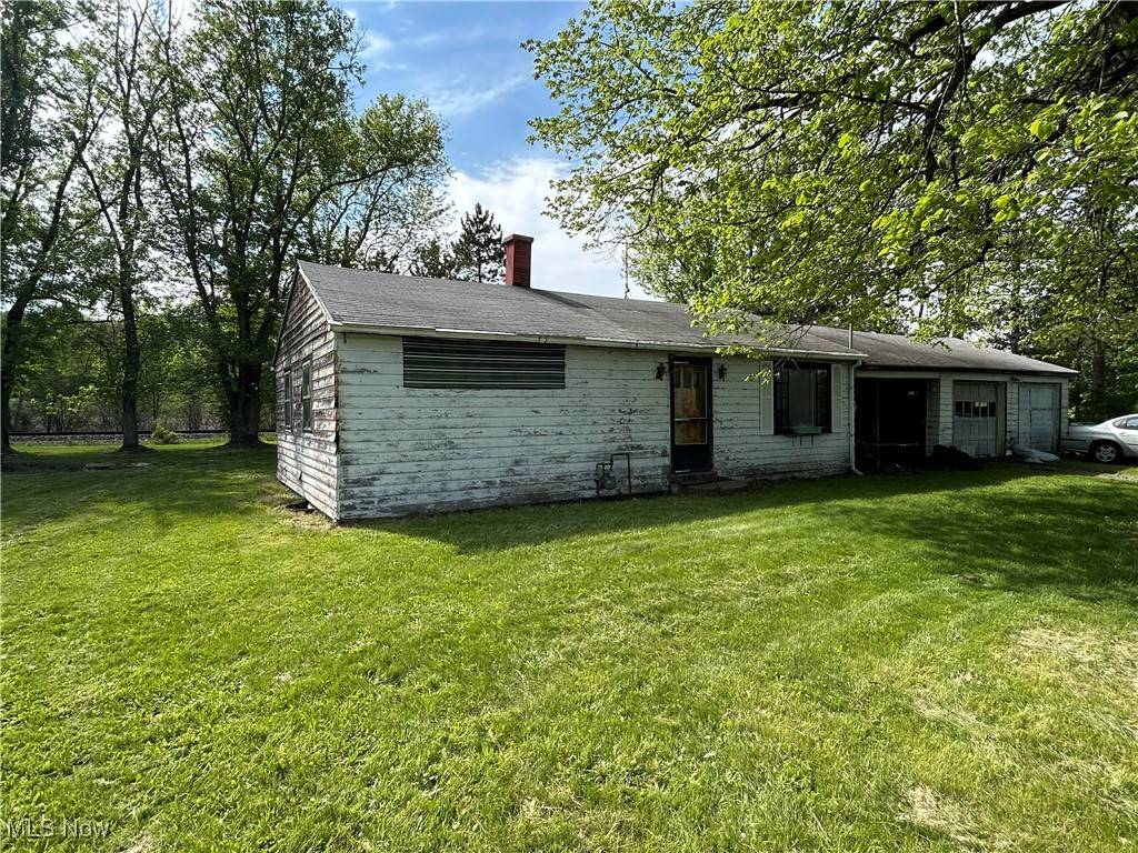 7517 Oakhill AVE NE, Alliance, OH 44601