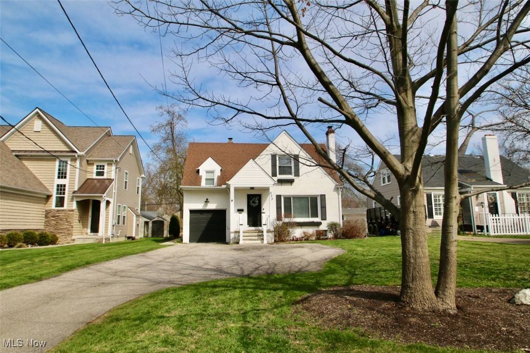 533 Columbia RD, Bay Village, OH 44140