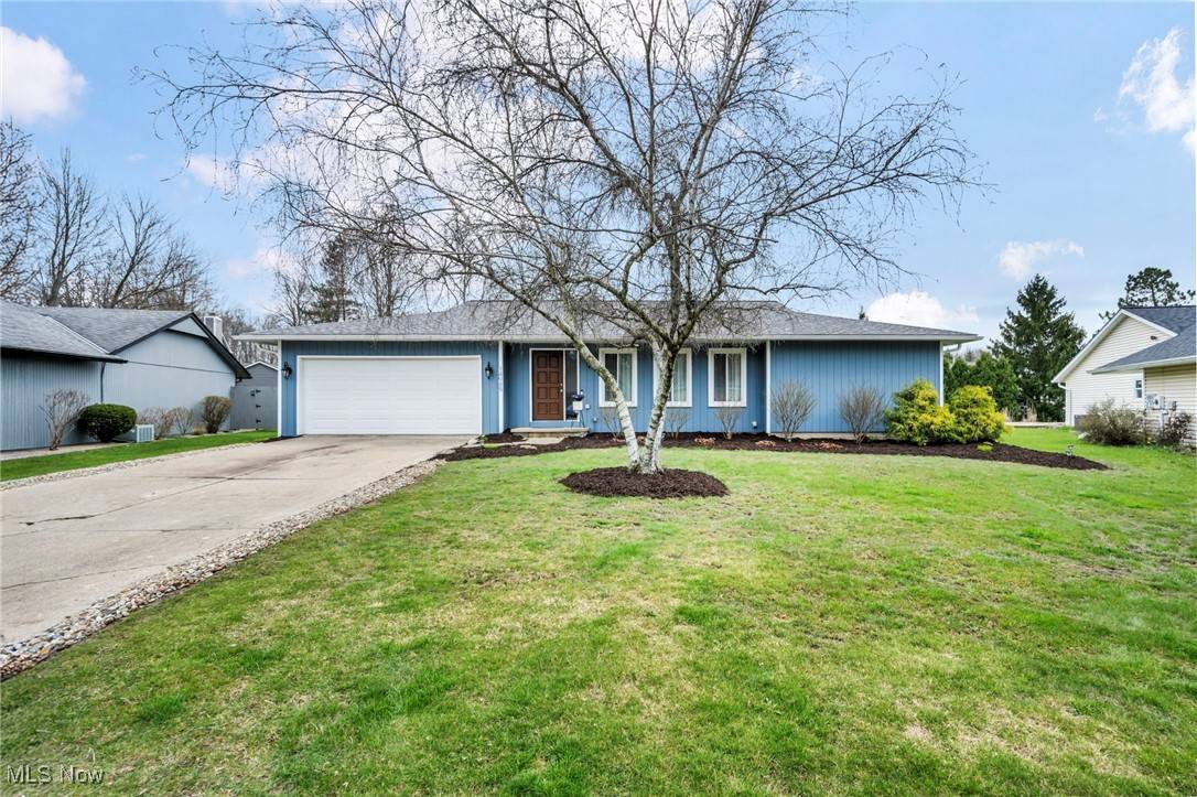 14989 Hartford TRL, Strongsville, OH 44136