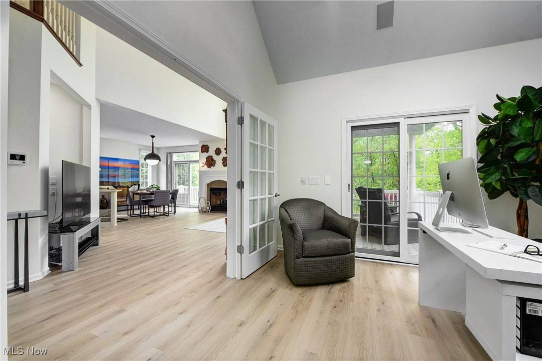 Bay Village, OH 44140,622 Cahoon Ledges DR