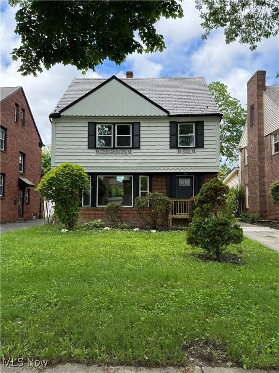 2400 Saybrook RD, University Heights, OH 44118